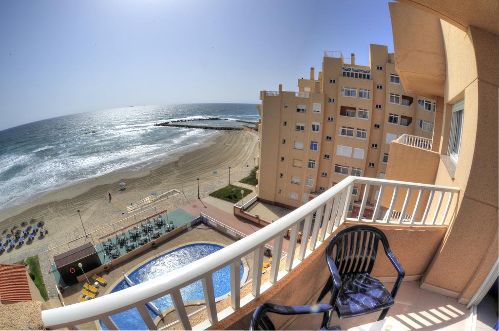 Apartamentos La Mirage Ла-Манга-дель-Мар-Менор Екстер'єр фото