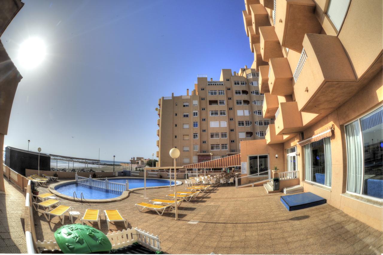 Apartamentos La Mirage Ла-Манга-дель-Мар-Менор Екстер'єр фото